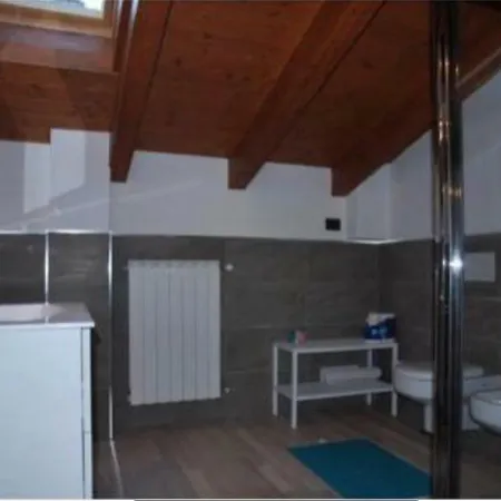 Sir Roy Apts * Stresa